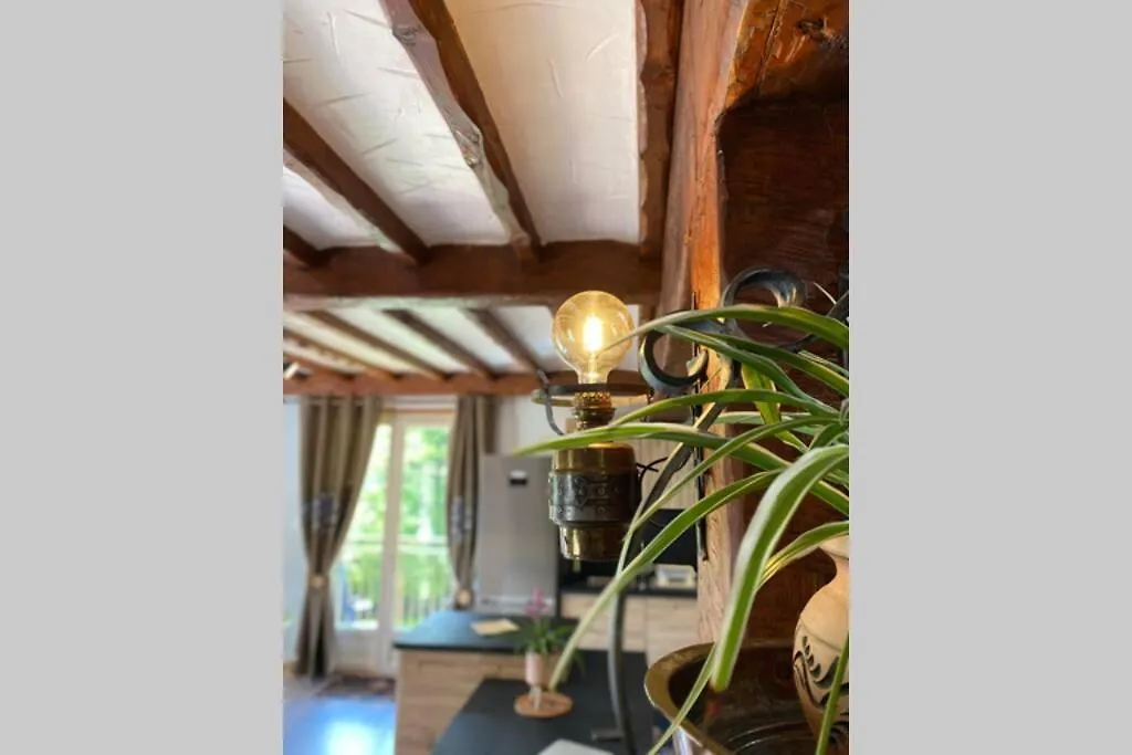 Appartement Vaste T4 115m2. Balcon. Vue. Suite. Jardin et jeux Cauterets France
