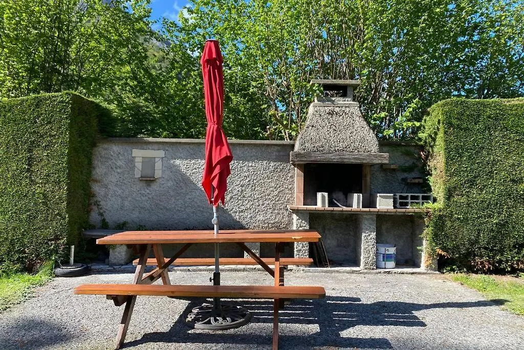 Vaste T4 115m2. Balcon. Vue. Suite. Jardin et jeux Cauterets Appartement